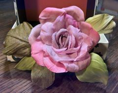 Róża z jedwabiu i lnu, broszka, kwiat, ozdoba / milinery silk flower, flower made of material